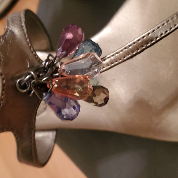 Liz Claiborne 9.5 kitten heel sandal - Picture 2 of 12